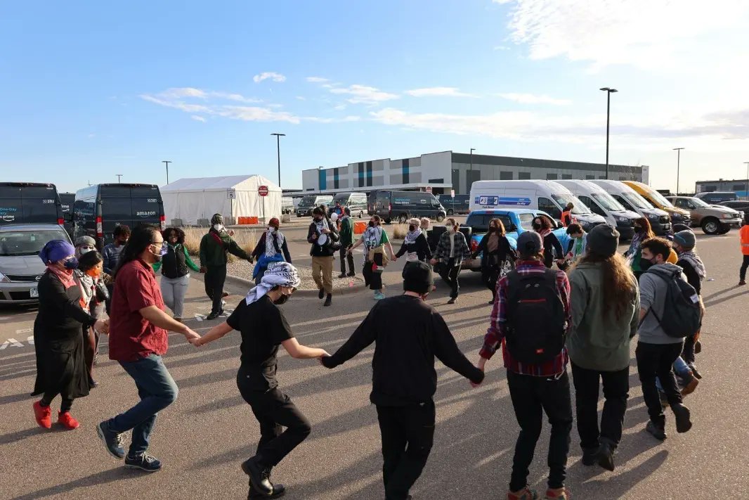 Stop Weapons MN tweet media