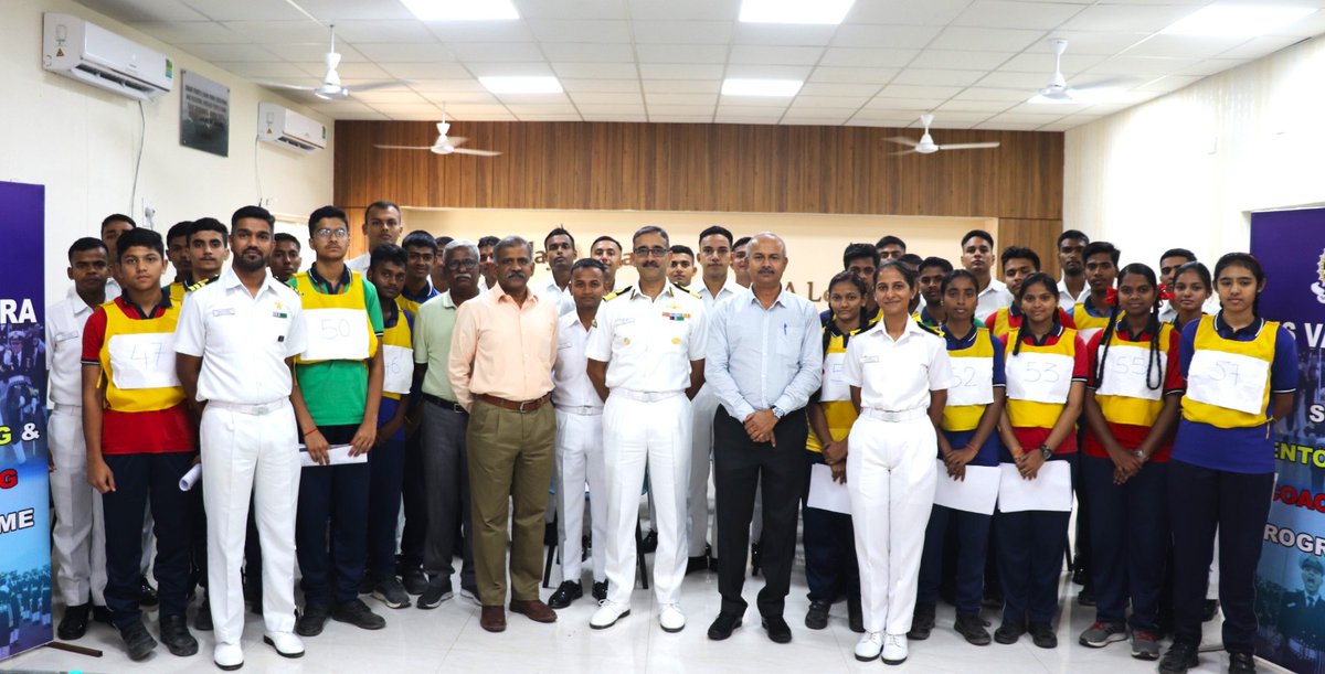 Training for 2nd batch of #NWWA'S new initiative - Mobile SSB Mentoring Squad for @indiannavy community was conducted at @IN_Valsura from 08-11 Apr 24 with participation from 20 students from KV & 34 aspirant sailors preparing for CW schemes & SD Commission. #AnchoringLives