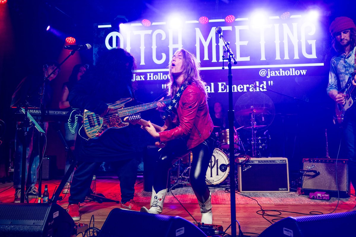 Jaxhollowmusic's tweet photo. Pitch Meeting shots by Jon Duncan // Thanks for coming out! EURO TOUR IS ONE WEEK AWAY!! 🤯 did you get your tix yet?? https://t.co/WPXrtehyNp 🤘 ! #jaxhollow #pitchmeeting #changingsuits #etherealemerald #rock #bluesrock #newmusic #fun #nashville #nashvillemusic https://t.co/i7my3kZoOP