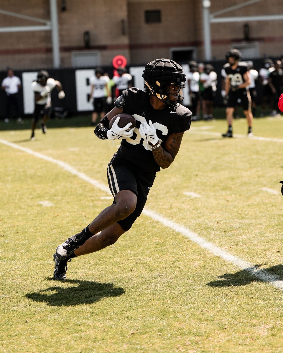 I would like to thank the Vanderbilt coaching staff and community for giving me an opportunity to play with them with that being said I’ll be entering the transfer portal with 4 years of eligibility @THERayRudolph_