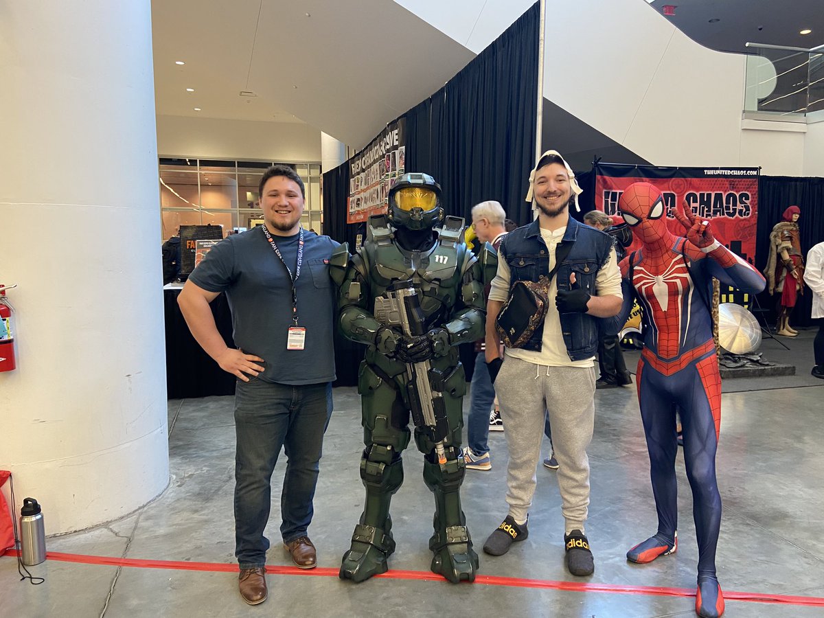 themarshman43's tweet photo. Fan Expo Cleveland, my first ever convention, was an amazing time! https://t.co/Lehjs2fLpZ