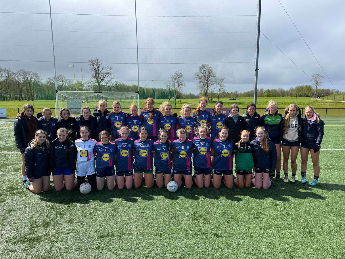 Hard luck to our Senior LGFA team who were defeated by 4 points against a strong St Flannan’s Ennis team in their Munster semi-final today  #FITFORLIFE #LCETB