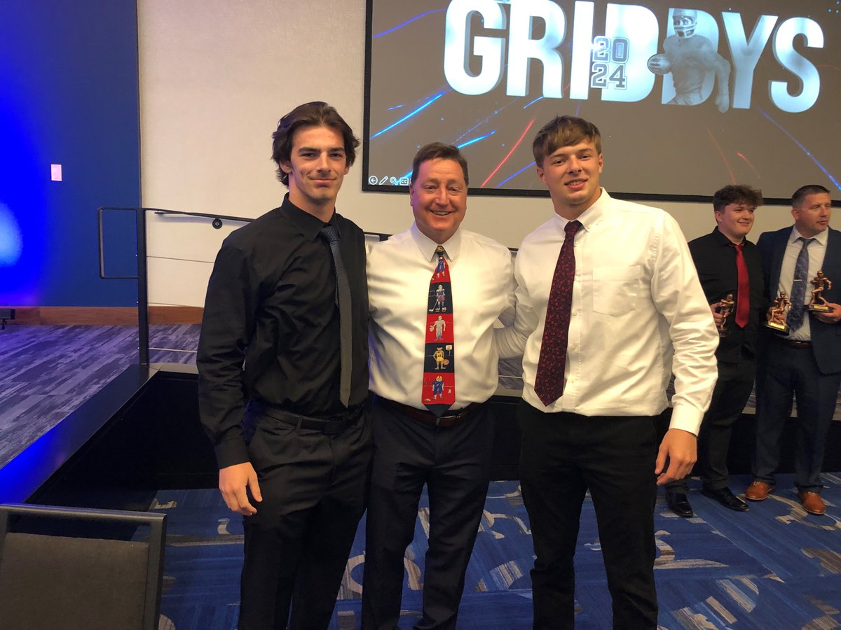 Congrats to Sam Feeney and Matthew Woods for their recognition at the 2024 Griddy Awards! Sam was 3A Player of the Year and All-State. Matthew was All-State. #GoTrojans