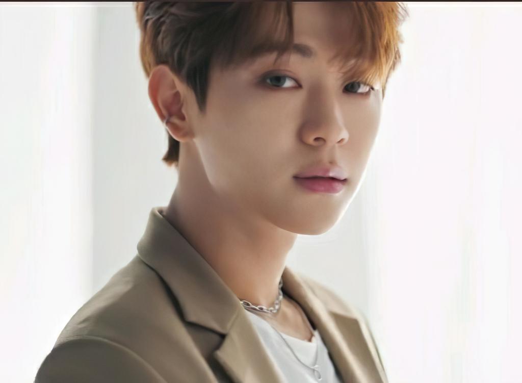 Kayleesang1's tweet photo. @nugupromo ありがとうございます💮
#Younghoon #ORβIT #EαRTH
#ooon #HALO #HALOVE #Dino #Inhaeng #Heecho #Yoondong https://t.co/Yo1mviBKkU