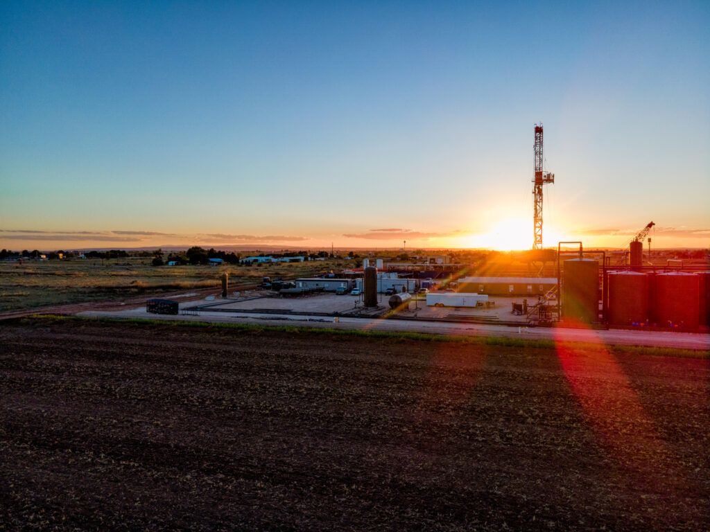 A New Mexico district judge heard arguments on Friday to dismiss a civil lawsuit alleging that the state has failed to meet its constitutional duty to protect air, water and environment from oil and gas pollution. buff.ly/4cXGptS