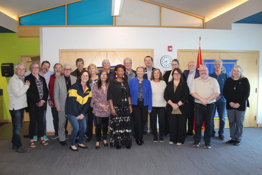 Thank you for the great presentation to the Rotary Club of Innisfil, Mayor Lynn Dollin!  Check out @InnisfilToday to see the article by Amber Green.

#innisfil #communityservice #rotary #serviceaboveself