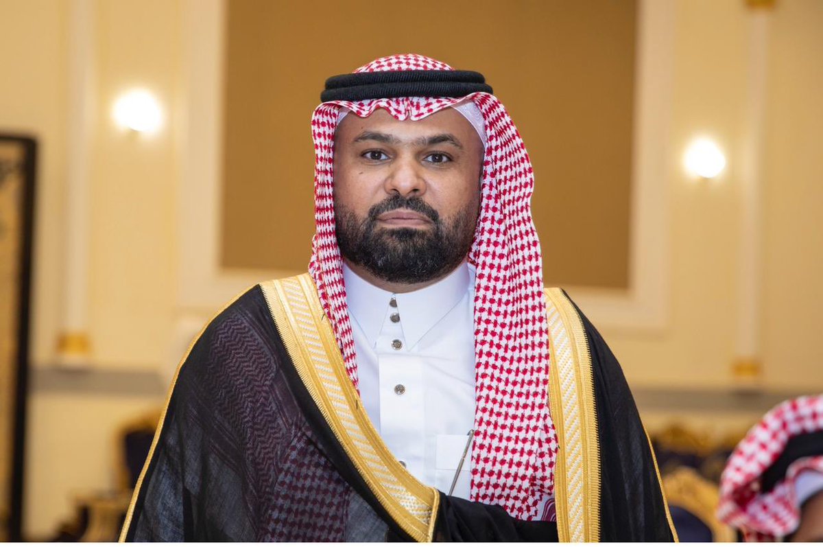 r334k's tweet photo. نبارك للموظف بمحافظة #رياض_الخبراء أ: فهد بن عبدالله بن زبن الجديع الحنيني صدور قرار صاحب السمو الملكي #أمير_منطقة_القصيم بتكليفه وكيلاً لمحافظة #ضرية .
سائلين الله له التوفيق والعون في خدمة دينه ومليكه ووطنه . https://t.co/a1gcmeq0be