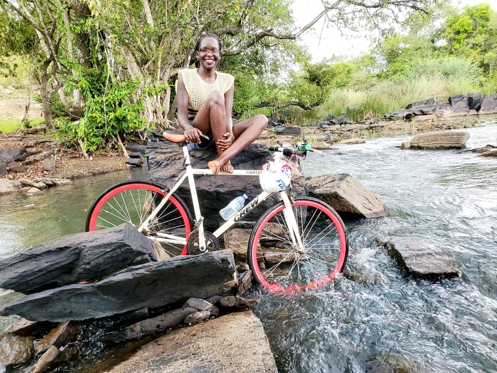 Let me show you what I do best here as always😍😍😍😍🚴🏿🚴🏿🚴🏿 About my last experience with @GuluBicycleClub a drive to promote Local tourism is on with the power of the pedal 120kms gone ...Gulu city to Aruu falls, Pader to & fro Journey #Gulu #GuluBicycleClub #AruufallsCycling