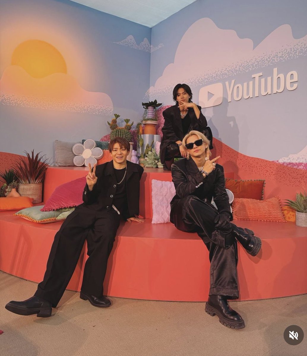 88rising's tweet photo. https://t.co/BvMZ3XljF2
