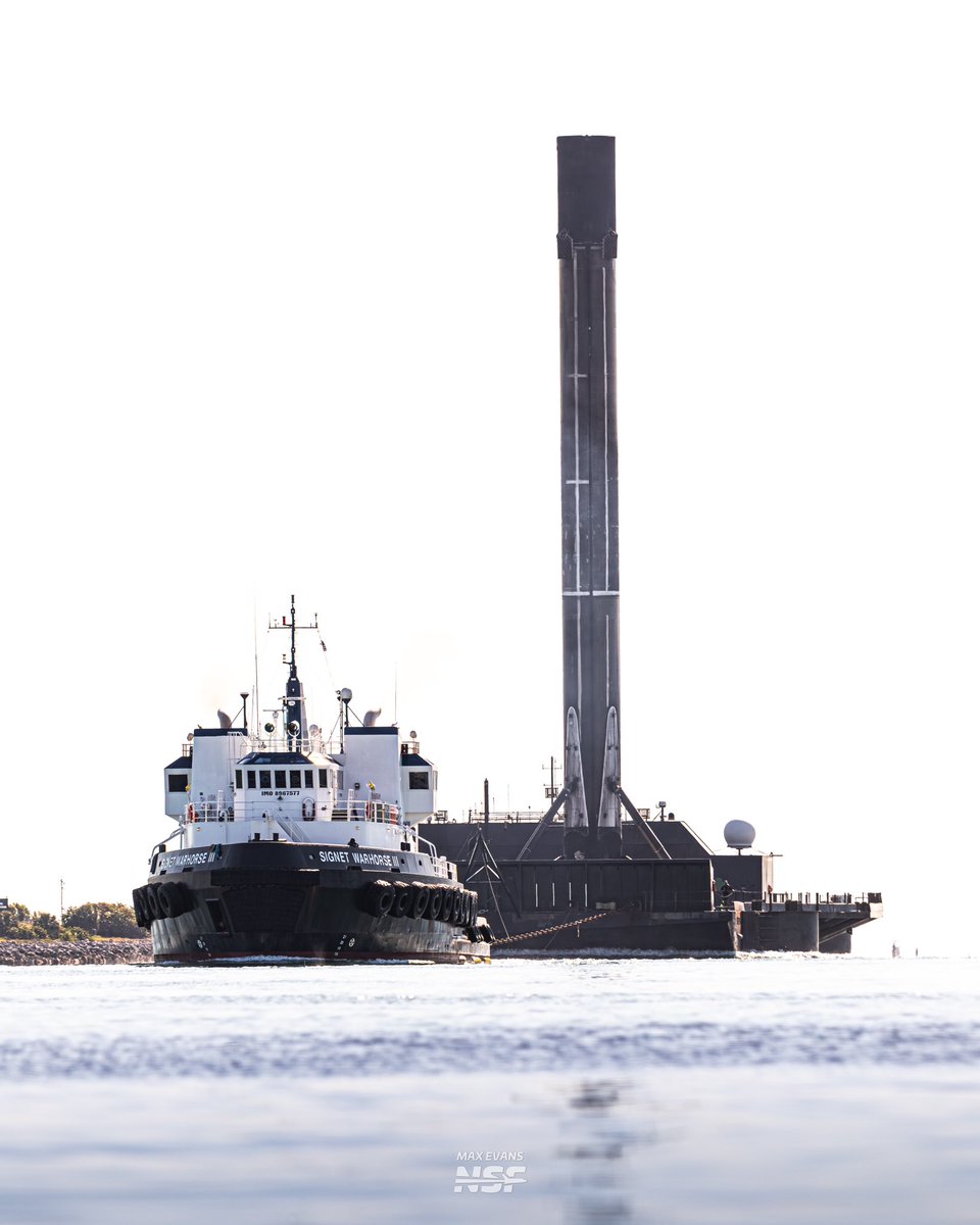 Lord of Soot: 1/4 SpaceX’s Falcon 9 first stage booster, B1062.20, has returned to Port Canaveral aboard A Shortfall of Gravitas following the Starlink 6-49 mission last Friday night. B1062 is the first Falcon 9 booster to successfully fly *20* times. Remarkable. 📸 -…