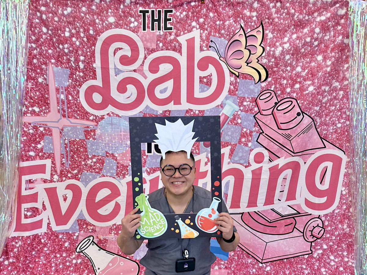 LuisBlancoJrMD's tweet image. Happy #MedicalLabWeek to all #MedicalLaboratoryProfessionals! Started the celebrations @NU_Pathology with a fun Photo Booth &amp;amp; taco bar for lunch! #PurplePath @TaylorBronsonMD @JessNguyenMD @DanielJBrat @NayarRitu @bonnie_choy @NorthwesternMed @ASCP_Chicago