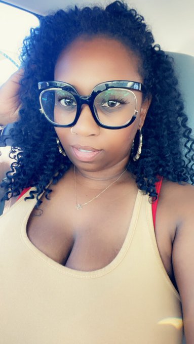 Thank you to all of the daddies and lovers who showed up today while I was on cam. 😘  Get notifications<a href="/tag/coffee"class="tags"><span>#coffee</span></a><a href="/tag/goodmorning"class="tags"><span>#goodmorning</span></a><a href="/tag/riseandgrind"class="tags"><span>#riseandgrind</span></a><a href="/tag/coffeetime"class="tags"><span>#coffeetime</span></a>