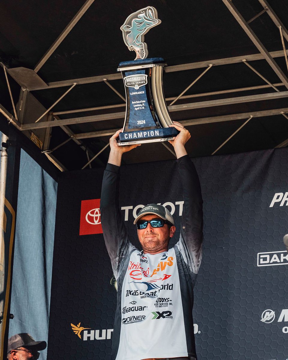 MinnKotaMotors's tweet photo. 🏆 Congratulations to Minn Kota and @HumminbirdFish Pro John Garrett for taking home his first @bassmaster Elite Victory! 

#MinnKota #Humminbird #MinnKotaPro #HumminbirdPro #Bassmaster https://t.co/frsfuytWBn