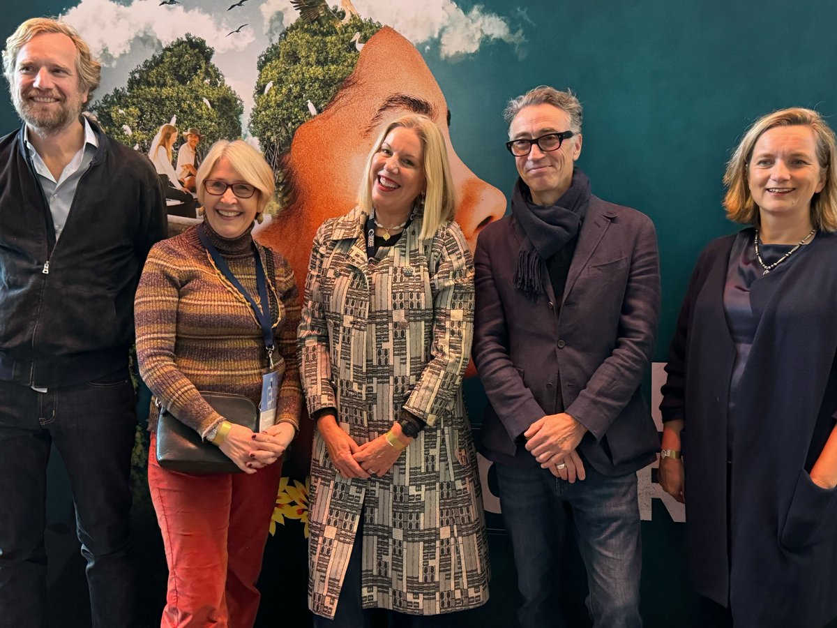 TangledBankHHMI's tweet photo. This Friday we celebrated the world premiere of @BlueCarbonFilm with a full theater at the @oceanfilmfest in San Francisco.
#IOFF2024 https://t.co/ZL4tNTea9B