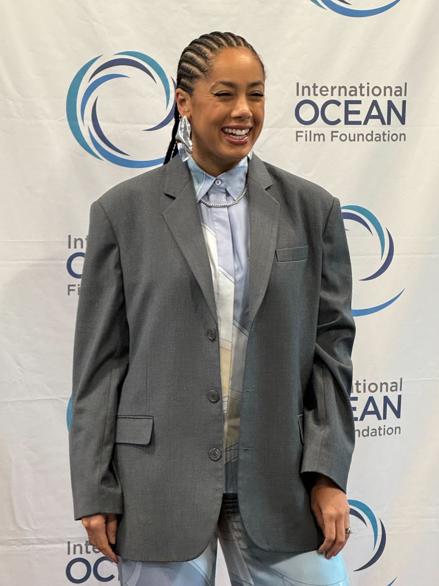 TangledBankHHMI's tweet photo. This Friday we celebrated the world premiere of @BlueCarbonFilm with a full theater at the @oceanfilmfest in San Francisco.
#IOFF2024 https://t.co/ZL4tNTea9B