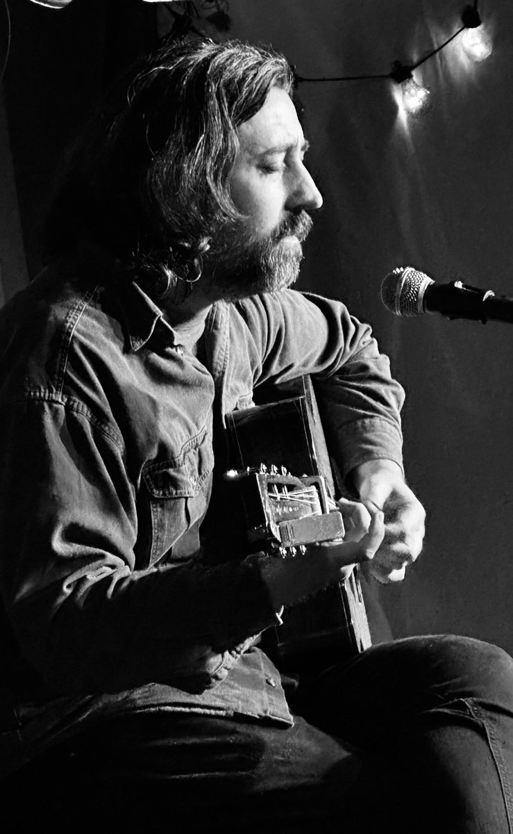 David Ian Roberts (@davidirobertsuk) on Twitter photo Thanks so much to everyone that’s come to the shows in the last few weeks, & everyone that’s picked up a copy of the new album, it’s been a joy X
Thanks <a href="/cambrianrecords/">Cambrian Records</a> comrades <a href="/Aidanthorne89/">Aidan Thorne</a> <a href="/tobyhaymusic/">Toby Hay</a>
📸 <a href="/darkkittens/">Sam Lowe</a> ❤️ Thanks so much to everyone that’s come to the shows in the last few weeks, & everyone that’s picked up a copy of the new album, it’s been a joy X
Thanks <a href="/cambrianrecords/">Cambrian Records</a> comrades <a href="/Aidanthorne89/">Aidan Thorne</a> <a href="/tobyhaymusic/">Toby Hay</a>
📸 <a href="/darkkittens/">Sam Lowe</a> ❤️