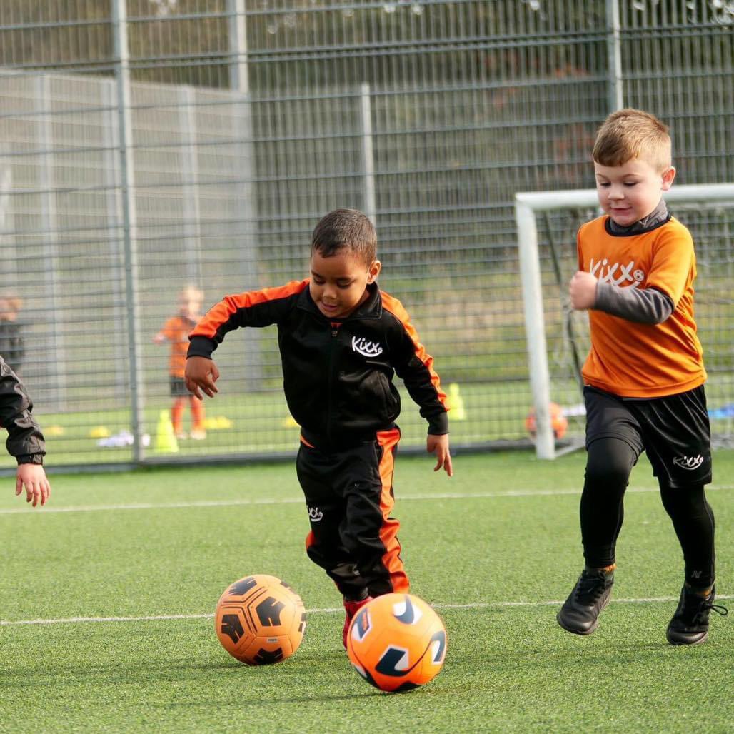 ⚽️🧡 FREE Football Taster 4th May in Cradley Ages 2-8 🧡⚽️

New Saturday morning football Academy @ the Soccerzone starting 4th May. 

Drop me a DM to book your FREE place