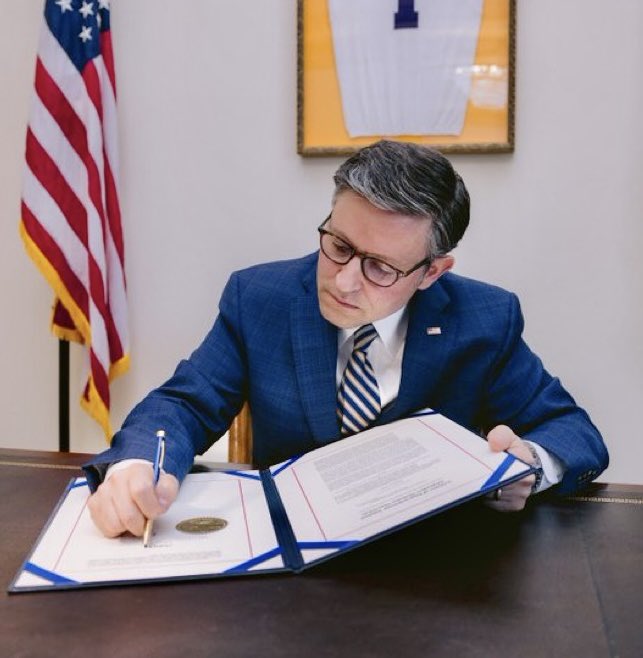 BREAKING: Speaker Johnson signed the articles of impeachment for Secretary Mayorkas over border crisis. The articles will be delivered to the Senate tomorrow.