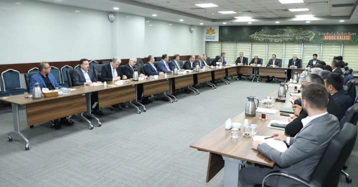 cadirtvcom's tweet photo. Başkan Tombaş, ilçedeki sorunlara kalıcı çözümler sunma sözü vererek Başkan Yardımcıları ve Birim Müdürleri ile birlikte devam eden çalışmalar ve projeler hakkında istişarelerde bulundu. @alitombastr
Sultanbeyli'yi daha ileriye taşımak için tüm güçleriyle çalıştıklarını belirtti. https://t.co/gkKUQWTm7G