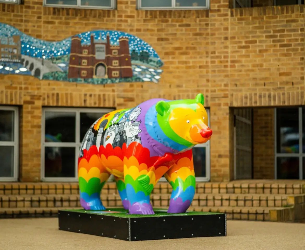 We’re upset to share that one of the lovely bears, Spectrum, was targeted by vandals and thrown in the Thames. Fortunately there was CCTV footage and we are liaising with the police. We’d like to thank all the people who helped to retrieve Spectrum. We’ll give updates soon.