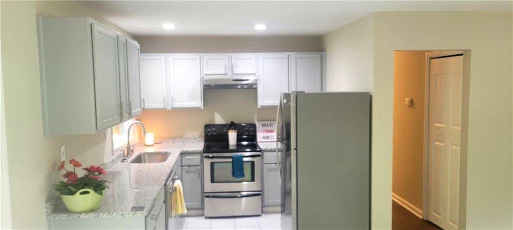 DavisTeamRE's tweet image. 1038 Casa DR, Clarkston, GA 30021 just hit the market! #ClarkstonGA #30021 #DavisTeamRocks #RealEstateForSale
Take a look at this awesome space: eastgahomes.com/d8qyfxxx