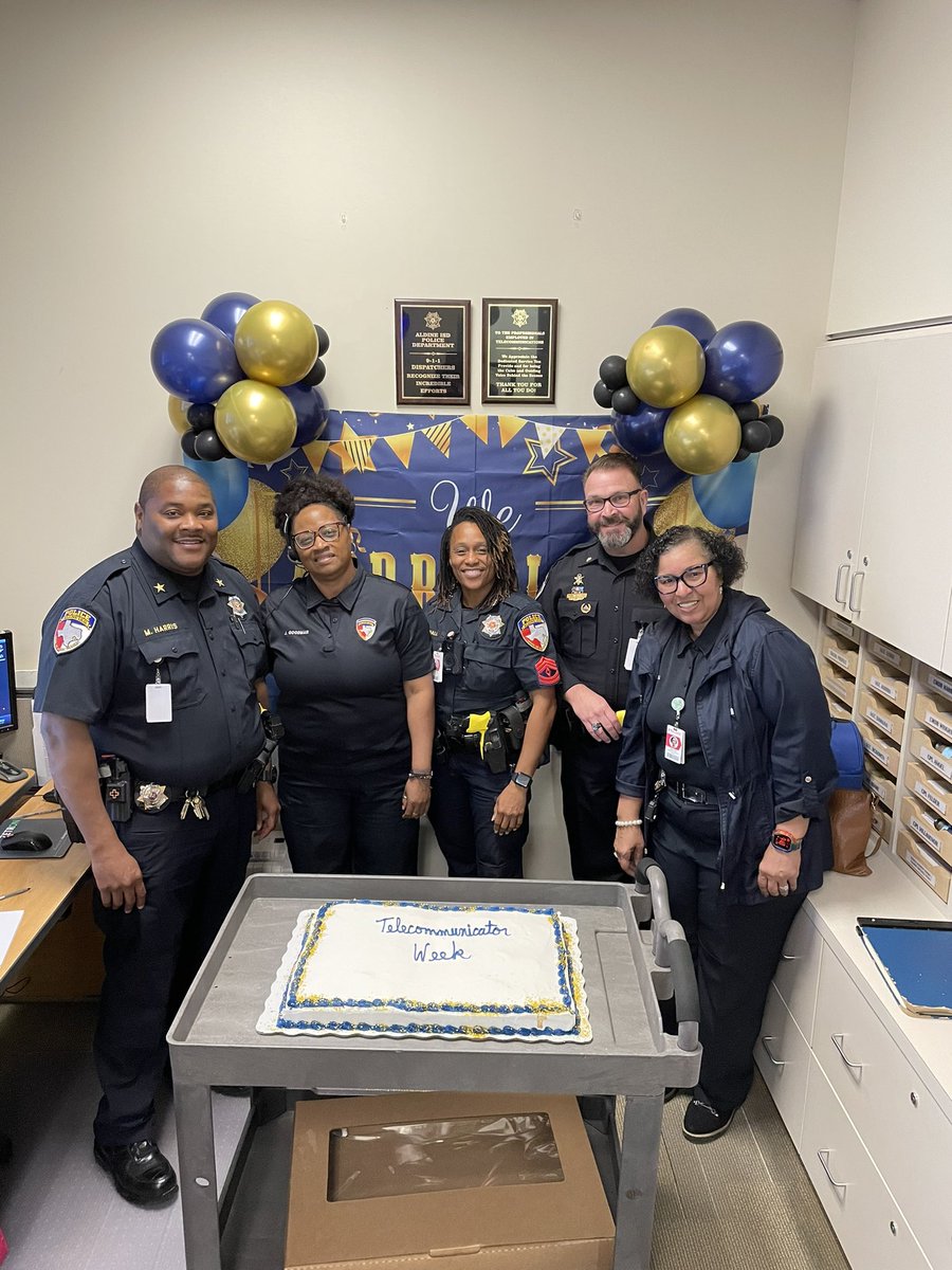 cmdrmarcharris's tweet image. I want to say thank you to all the telecommunication dispatchers, especially the ones that work and serve at the Aldine ISD Police Department . We appreciate all of you. Happy National Telecommunications Week. @AldineISD @AldinePolice #MyAldine