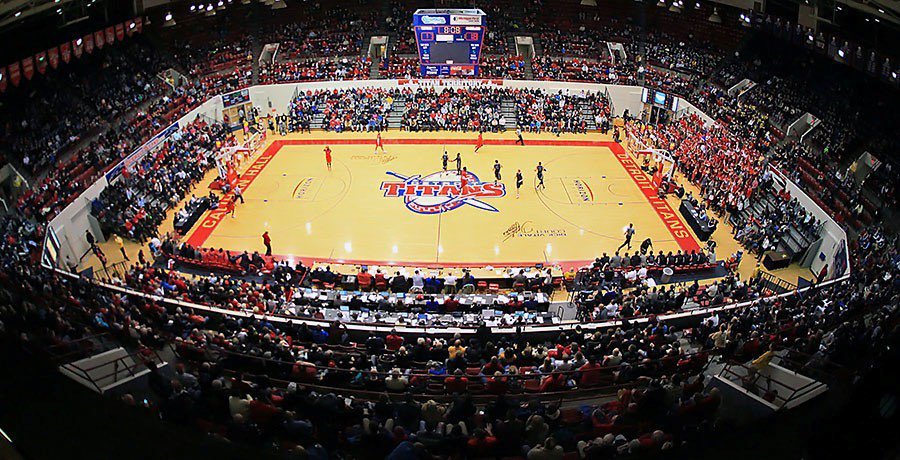 After a great conversation with Head Coach @Coach_Monty_ I am blessed to announce that I have received my fifth Division 1 offer from the University of Detroit Mercy! All Glory to God for this opportunity!