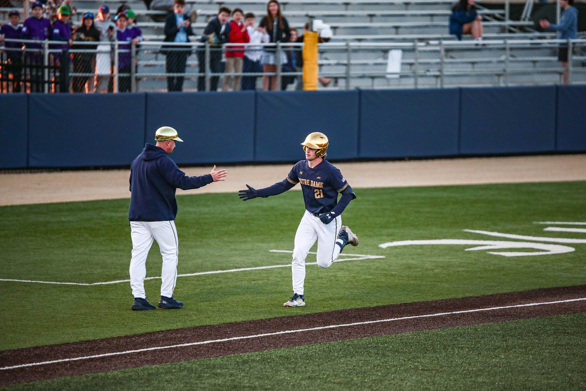 𝐒𝐂𝐇𝐄𝐃𝐔𝐋𝐄 𝐔𝐏𝐃𝐀𝐓𝐄 Tuesday's game vs. Valparaiso has been moved up to 4:30 p.m. ET. Looking forward to seeing Irish fans back at the Eck! #GoIrish