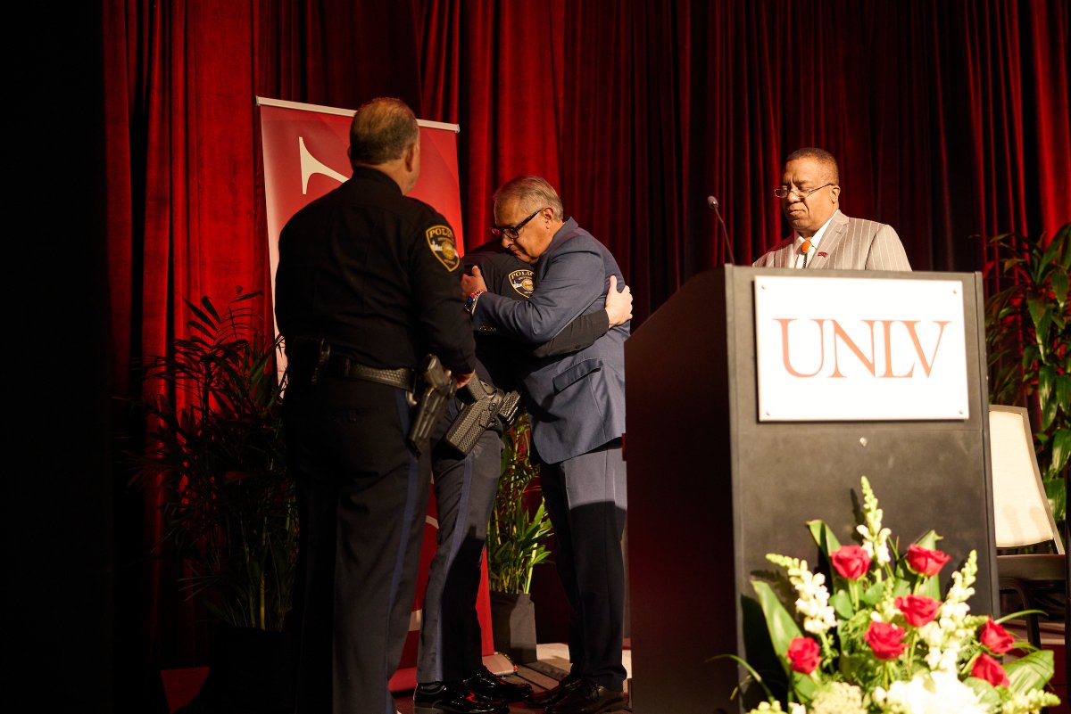 PresArchiveUNLV's tweet photo. It was a privilege to honor Detective Nate Drum &amp; Officer Damian Garcia for their heroic actions on Dec. 6. My deepest appreciation goes out to these officers &amp; all of @UPDSouth. Our entire campus and community is grateful for your bravery and the efforts of all law enforcement. https://t.co/yJg8yg6vNX