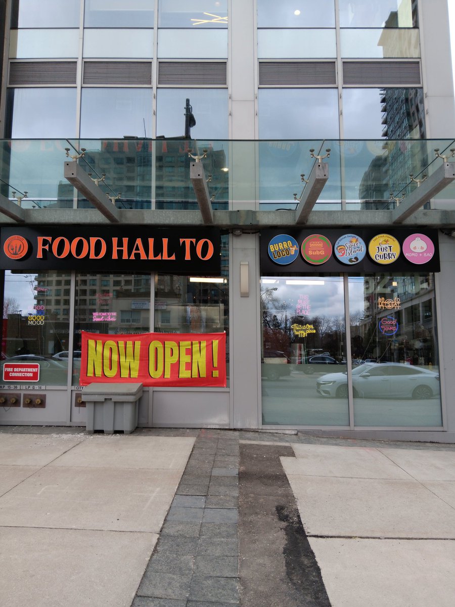 @OdessaOrlewicz Yeah this place opened next to me. I was looking forward to it.  I was shocked they won't take cash. FoodHall North York.