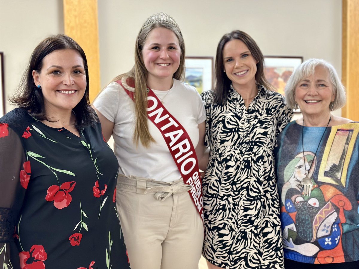 Mel Karpenko, the current Ontario Queen of the Furrow, is joined by former Ontario Queen of the Furrows (left to right) Abbie Brander (2005), Darlene Downey (2004) and Irene Wilson (1967) at a reception in her honour. 

📸: Anne Howden Thompson