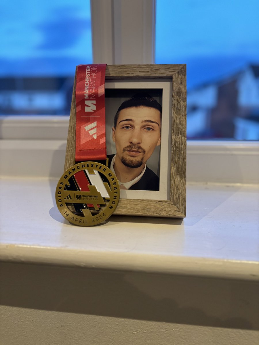 It’s gone a bit crazy over my lost ring but just wanted to bring it back to this! I ran the marathon for my nephew Joe who took his life. Thank you to everyone who had donated so far! If you would still like to donate the link is: justgiving.com/page/lee-petch… 🙏🏻