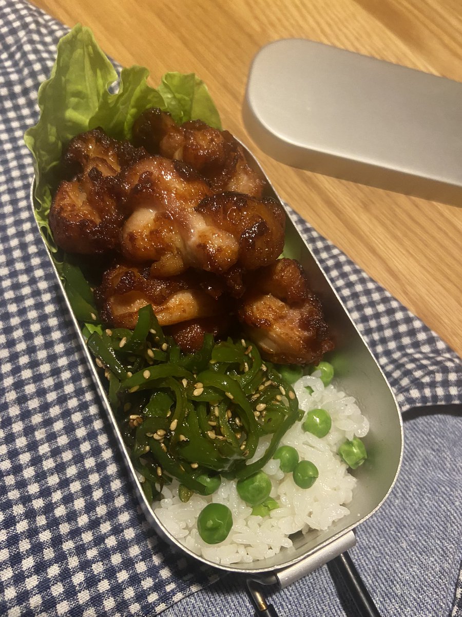 #messtin
Karaage bento🕊