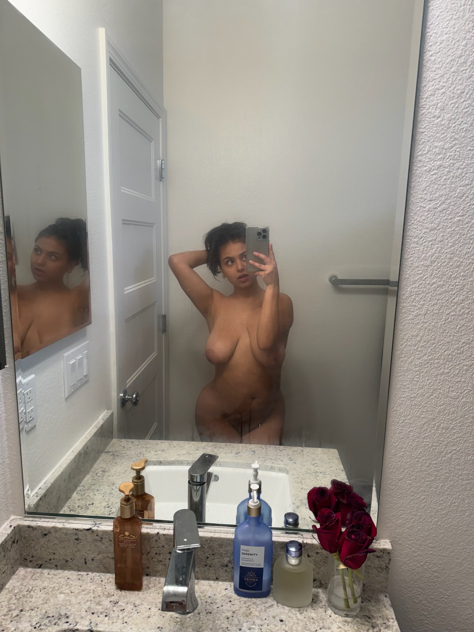 Taliyaandgustavo on X: Shower time🙂 OF: t.coW5Bw56Rdx6  t.coyWQhGiTxDg  X