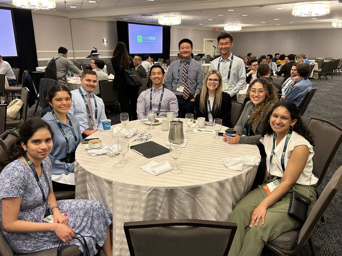 Incredible turnout at the @ACRRFS & MSS luncheon!  #MedStudents #futureradres #ACR2024 #FocusedForwardTogether