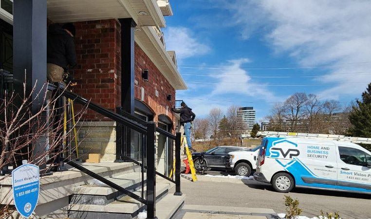 SmartVisionGTA's tweet image. At #SmartVisionPlus, our company recognizes the importance of having a strong #SurveillanceSystem in place to keep your assets and loved ones safe. To better understand who needs a #SecuritySystem in #Toronto, check out our new blog post!🛡️

🔒 Learn More: smartvisionplus.ca/blog/signs-its…
