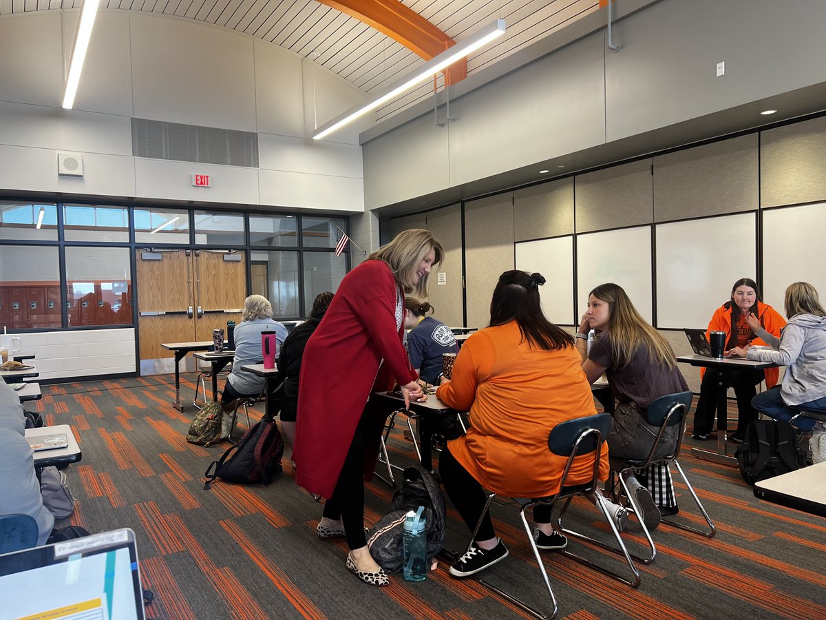 GWAEA staff trained K-12 teachers supporting students with IEPs at @Prairie_Pride. Lit consultant Ronda Hilbert, OT Monica Harden, and Digital Learning Consultant Gina Rogers worked together as a great example of interdisciplinary collaboration!
.
#EveryDayatAEA #GwaeaPride