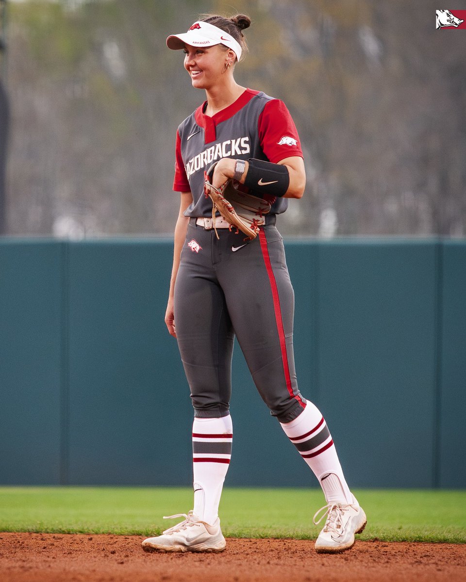 ROAD HOGS 🐗 @RazorbackSB has won 14 of their last 15 SEC road series, dating back to 2020.