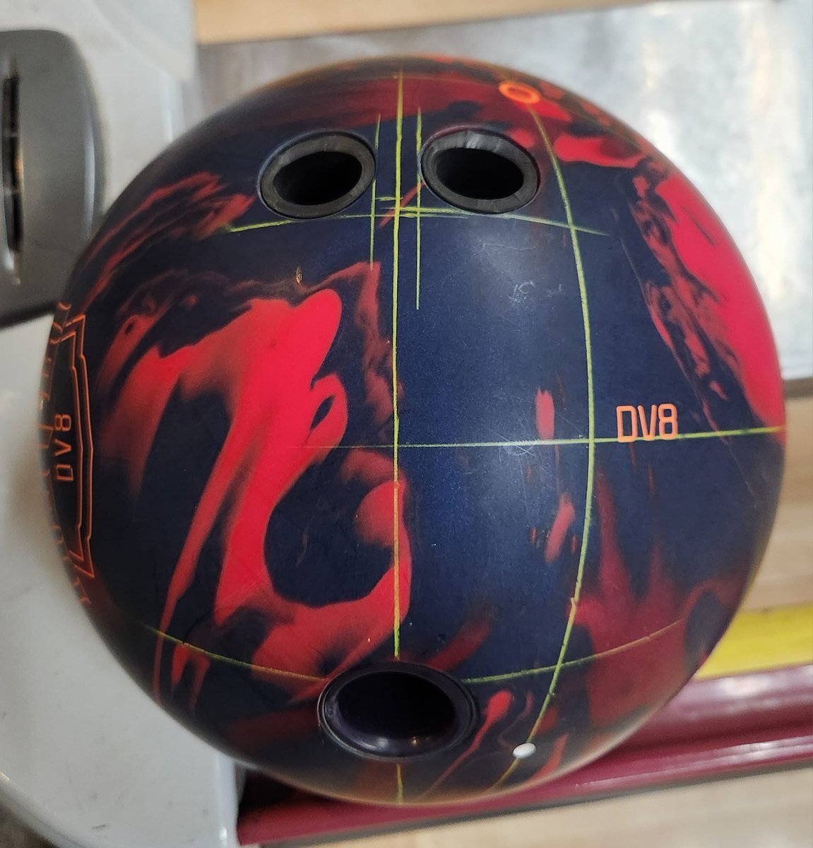 Heavy oil problems? Not any longer! 🔥
#DV8Bowling #DV8Hater #HK22 #HyperKinetic22