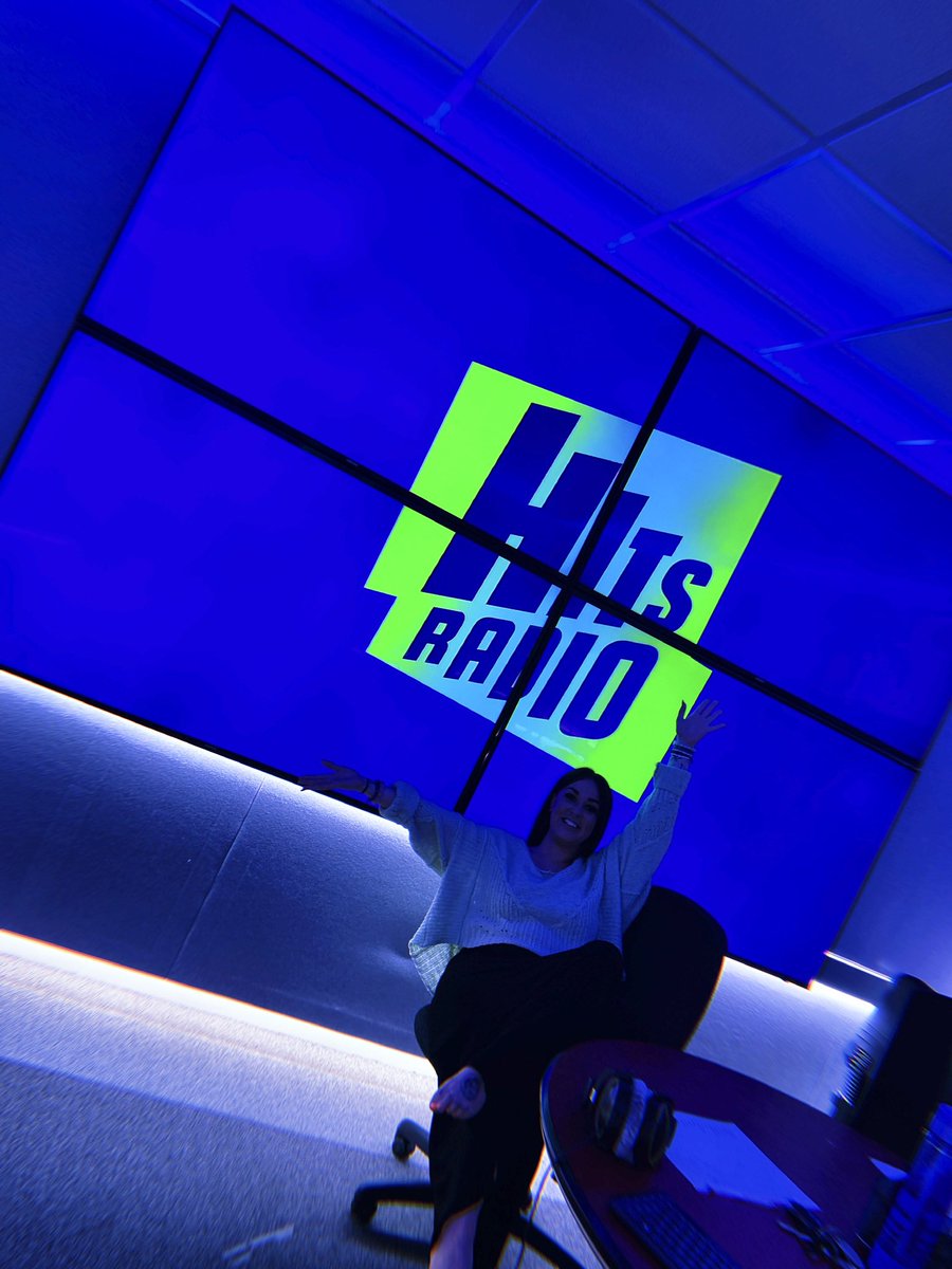 JennieLongdon's tweet image. It’s a big exciting week for @hitsradiouk. I’m on all week as always, Mon - Fri from 1am ✨