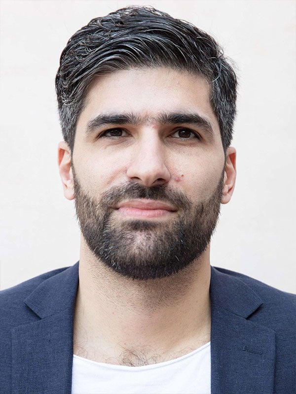 MitraEtemad's tweet image. #Opponent (Adversaire)  du cinéaste iranien Milad Alami, avec Payman Maadi (La Loi de Téhéran &amp;amp; Leïla et ses frères)  ma plus grosse attente de 2024

1 nomination à la @berlinale
2023

Distribué par @ArpSelection dont j'attends avec impatience la date de sortie

#CinemaIranien