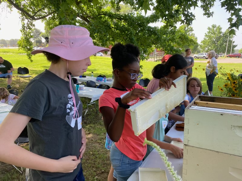 Junior Master Gardener Plant Camp registration is now open! 🌱

From June 10 -14, campers will learn about nature, science, wildlife, and plants. Visit agricenter.org/jmgcamp to sign up! ⬅

#Agricenter #MasterGardeners #Memphis #plant #summerbreak #summercamp