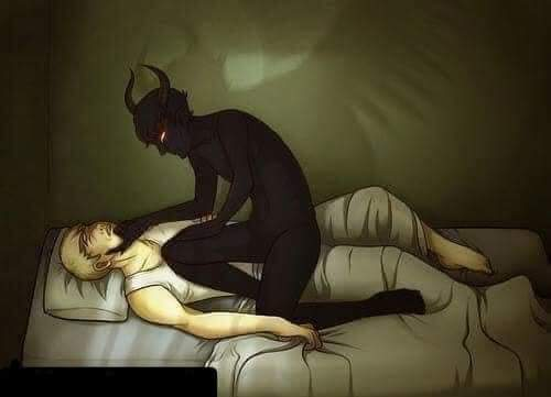 إعترافات جن لمعالج نستفيد منها أنت كثيراً .

 ١-ذكر الله يقطع عنا المدد السحرى الخارجى.
٢-سورة البقرة تقهرنا وتحرقنا .
٣-لانستطيع دخول غرفة اغلق بابها بالتسميه،،بقول (بسم الله ).

اسردها لكم تحت التغريدة👌🏻
لو مشغول فضلها وارجع لها بعدين 🤍