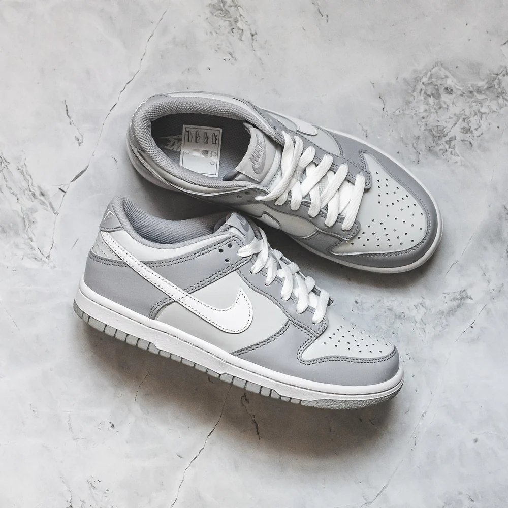 nike dunk low pure platinum