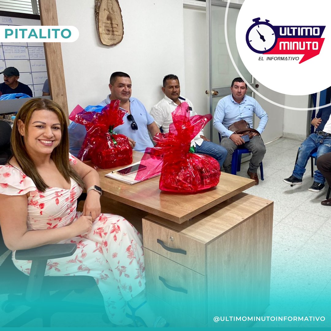 UltimoMinutocol's tweet photo. #UltimoMinuto Concejales del municipio de Isnos realizaron un reconocimiento a la Dra Oriana Sofia Peña Mazabel gerente de la ESE Manuel Castro Tovar de Pitalito, por su incansable trabajo. https://t.co/IZXIYsNQ8S