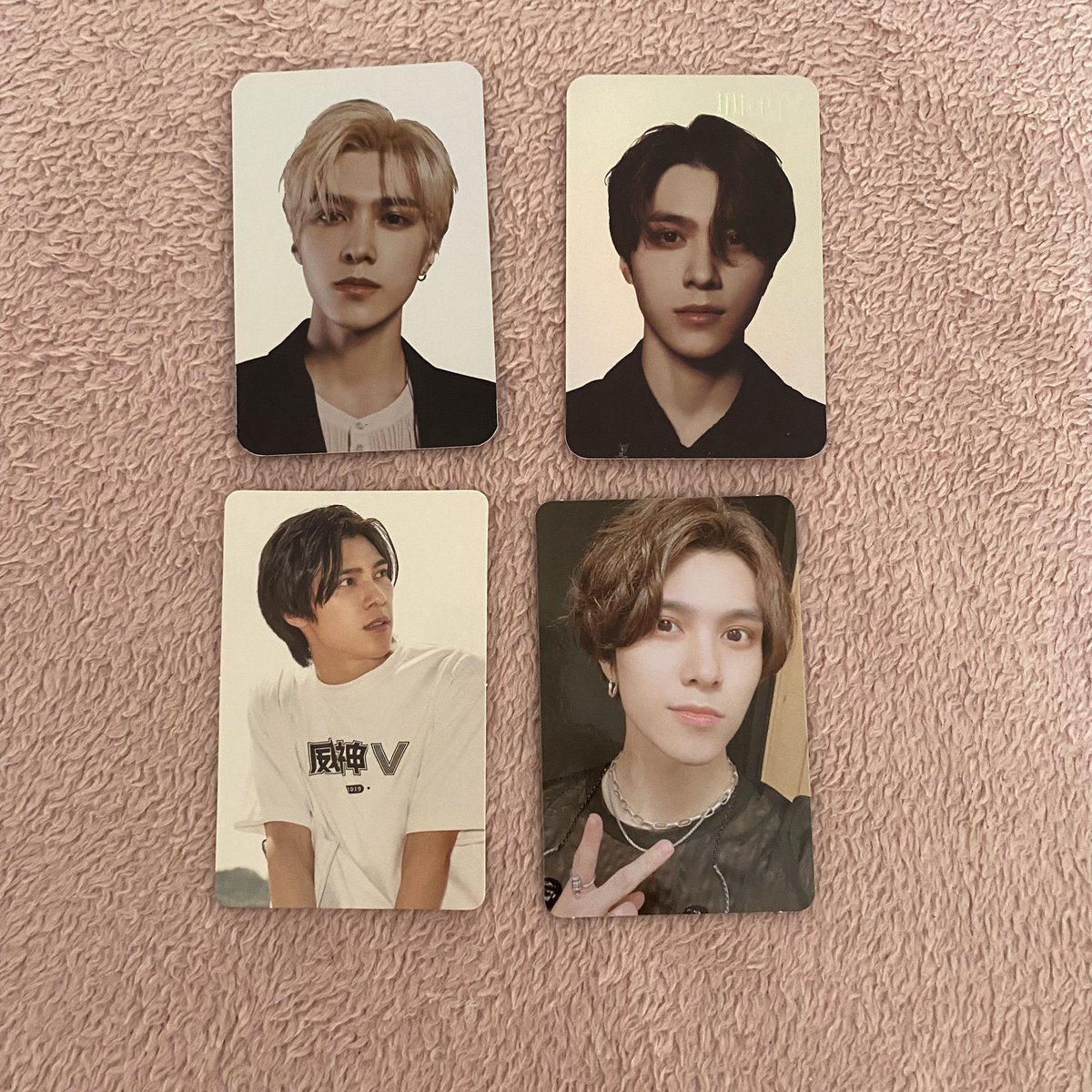1701WEISHENV's tweet photo. hello everyone! i am selling everything urgently and hope someone might be interested in them since I stopped collecting! 

I‘m located in Germany but I do ship worldwide

prices are in euros

Wayvsell wayv wayvphotocard wayvwts 威神V qiankun kun hendery ten xiaojun yangyang https://t.co/JKOAw0V6iP