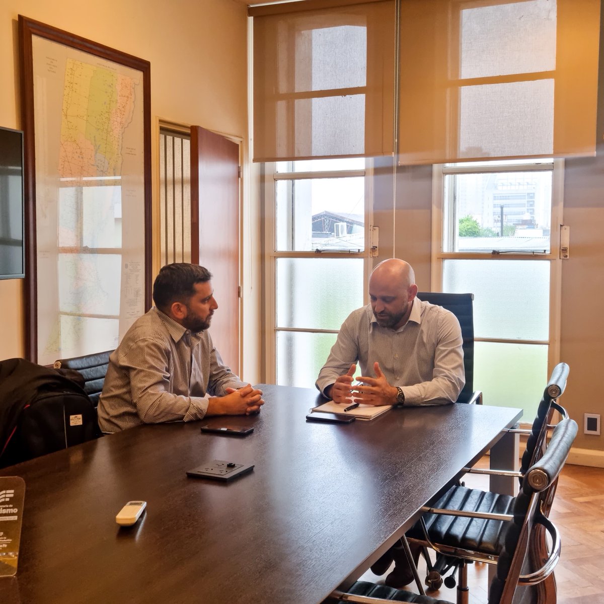 mcuvertino's tweet photo. Mantuve una reunión de trabajo muy positiva con el ministro de Desarrollo Productivo @GustavoPuccini 
Siempre con el horizonte puesto en la defensa de la producción y el trabajo de los santafesinos. https://t.co/PGysUGFY2E