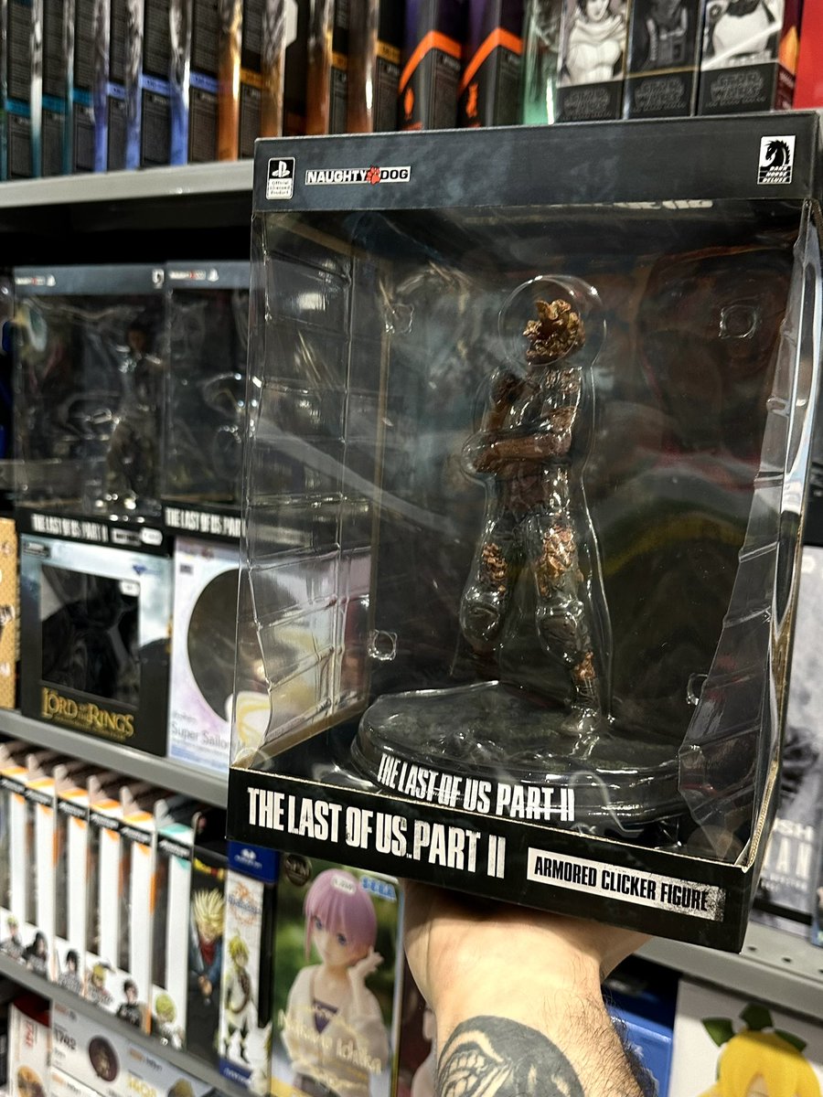 Lo brutal que es la figura del Chasqueador de The Last of Us 🔥 Las que nos han llegado están reservadas, PERO, nos llegan más a finales de semana 🙌🏼