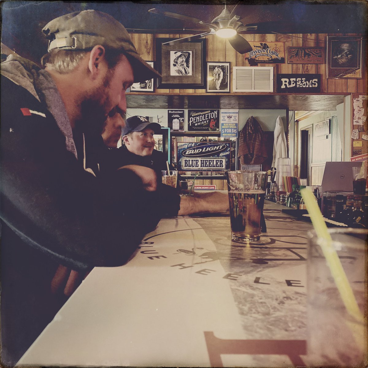 mattoriousphoto's tweet photo. Had a great trip to Pocatello to celebrate one of my best bud’s 40th. (1st photo) #brothasfromdifferentmothas #PCforlife #hipstamatic https://t.co/tk7jqAHurr