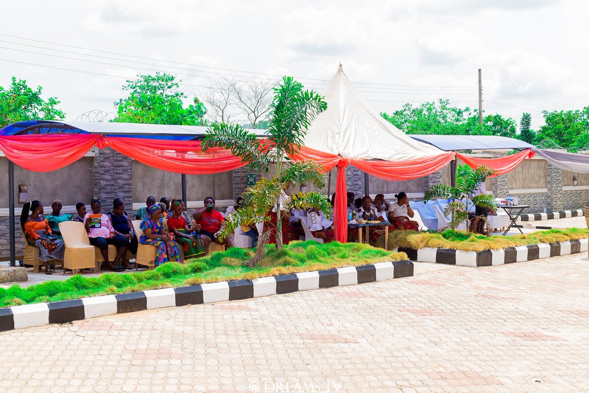 Staff and Nurses  at the official opening of JCE Memorial Ltd Care Home.
#jcememorialltd #jce #jcememorial #odibezenanka #christianaezeilo #carehome #carehomeenugu #mentalhealth #dementia #maranathahome #enugu #officialopening #registerednurse #nurse #staff #guest #nurses